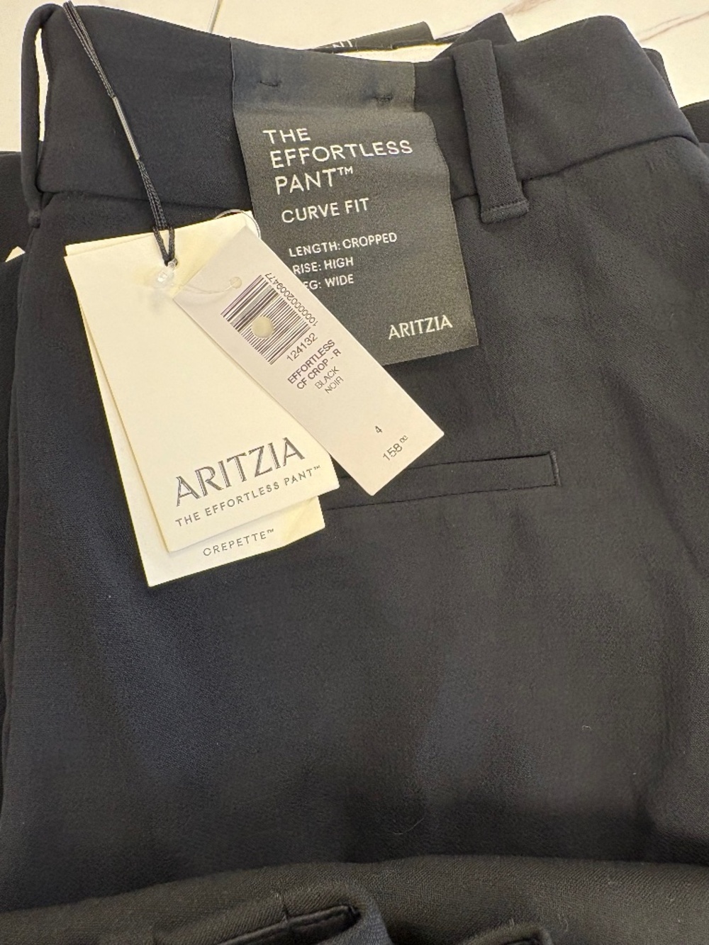 NWT aritzia effortless crop